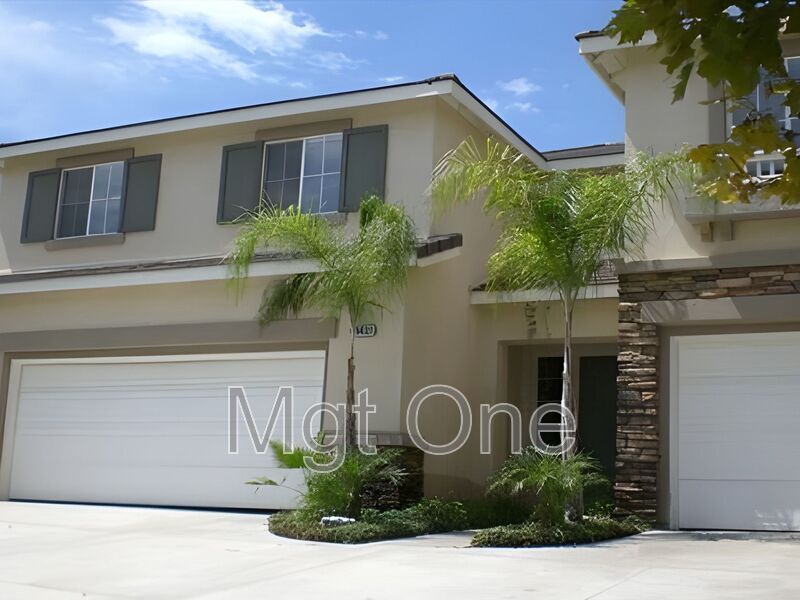 Riverside House: 8431 Newburgh St.