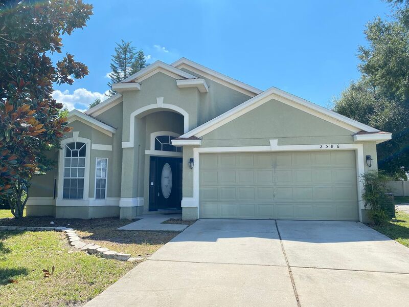 Lake Mary House: 2586 Alena Place