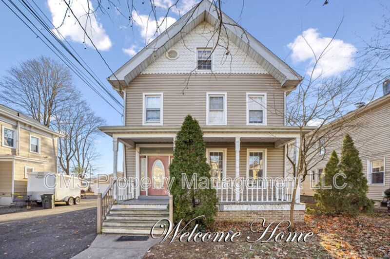 North Plainfield Condo: 102-104 Jackson Ave.