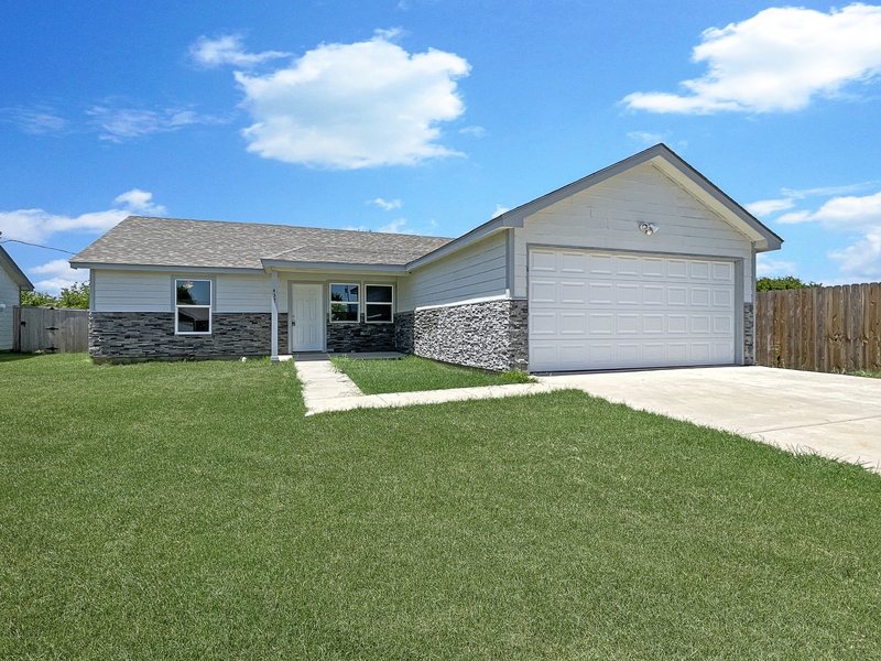 Rio Vista House: 437 Whitney Court