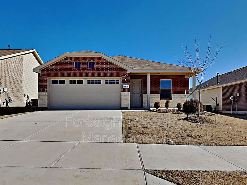 Haslet House: 14428 Cloudview Way