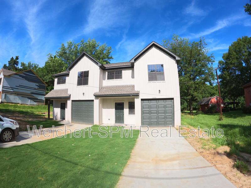 Somerville House: 1009 South Somerville Street Somerville, TN 38068