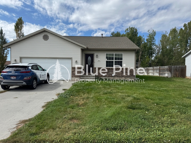 Idaho Falls House: 283 Kimberly Drive