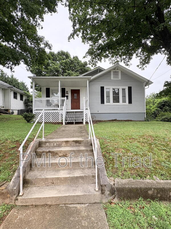Winston-Salem House: 2507 Stockton Street