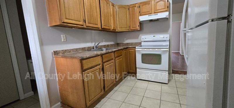 Easton Condo: 609.5 Walnut St