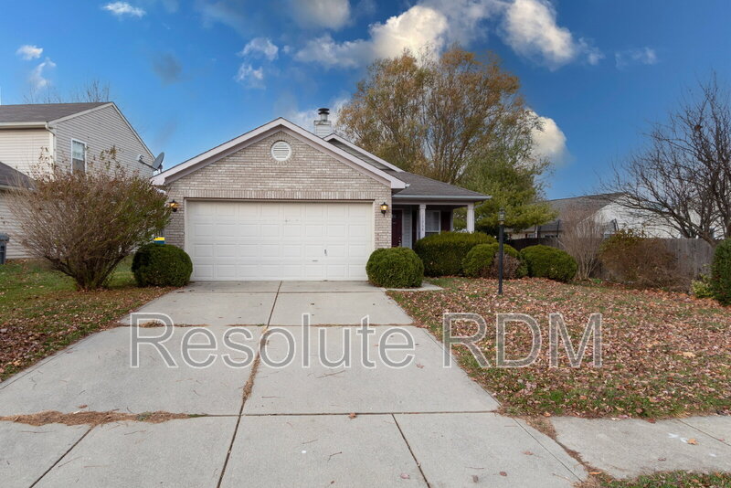 Noblesville House: 11968 Locus Lane