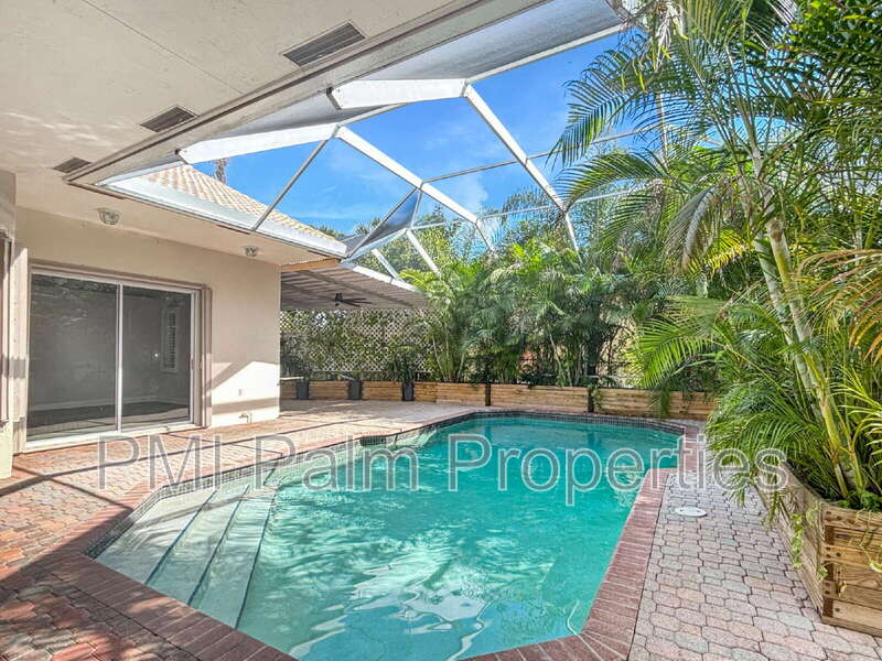 Palm Beach Gardens House: 10293 Allamanda Blvd