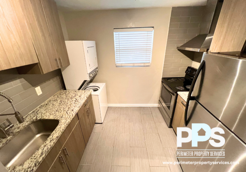 Atlanta House: 221 Lampkin Street NE