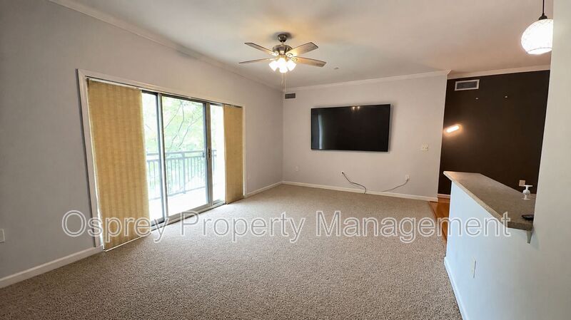 Charming 2-Bedroom Condo in Port Warwick - Photo 4