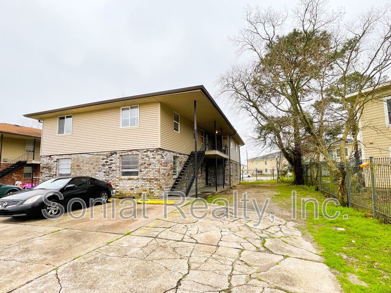 New Orleans Condo: 15514 Dwyer Blvd.