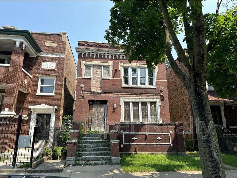 Chicago Condo: 6939 South Green Street - 2