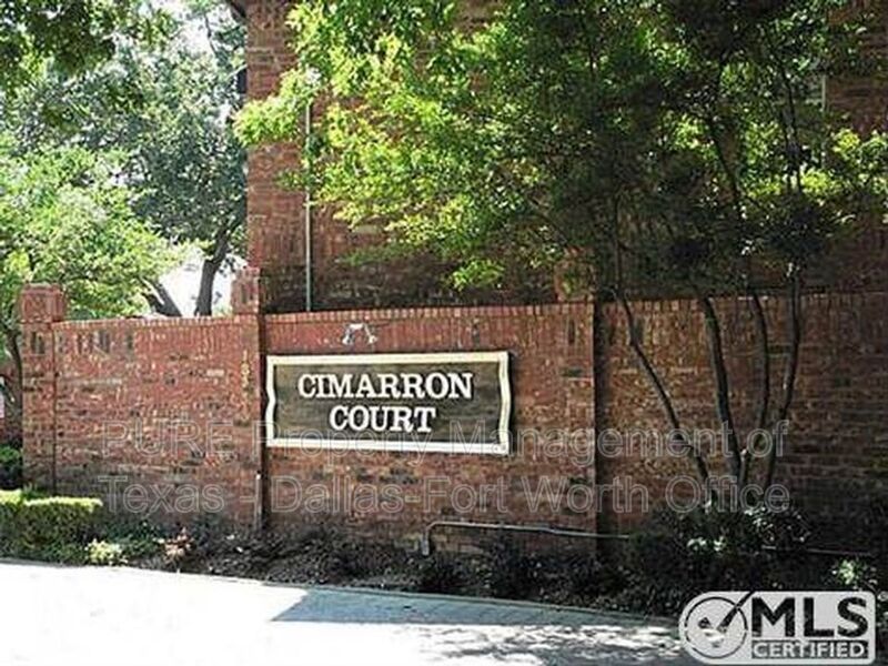 Dallas Condo: 18333 Roehampton