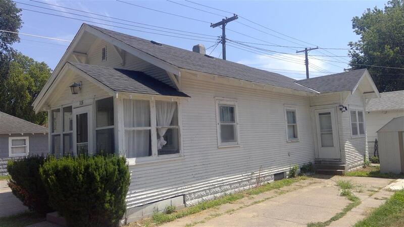 McCook House: 108 West J Street
