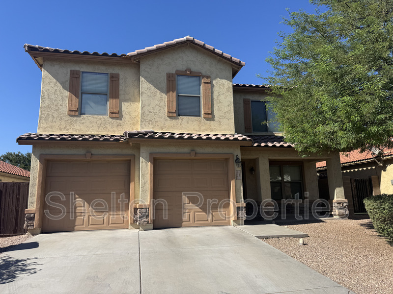 Buckeye House: 25184 W Cranston Pl