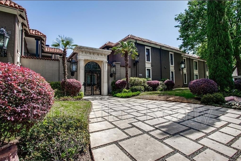 Dallas Condo: 5938 Sandhurst Lane