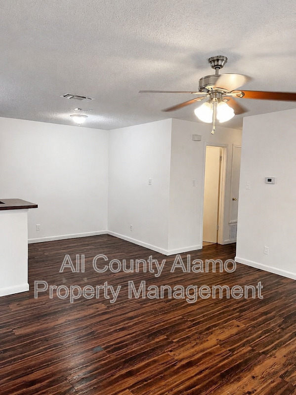 Main Rental Photo 8