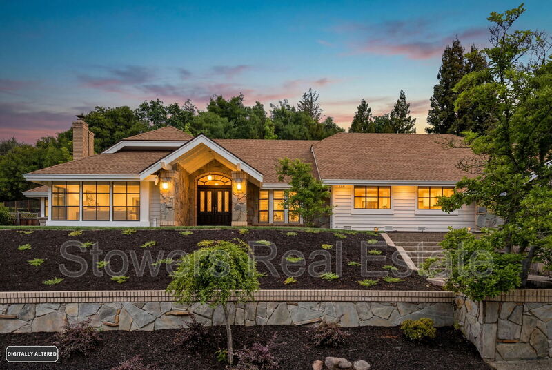 Alamo House: 618 Banister Lane