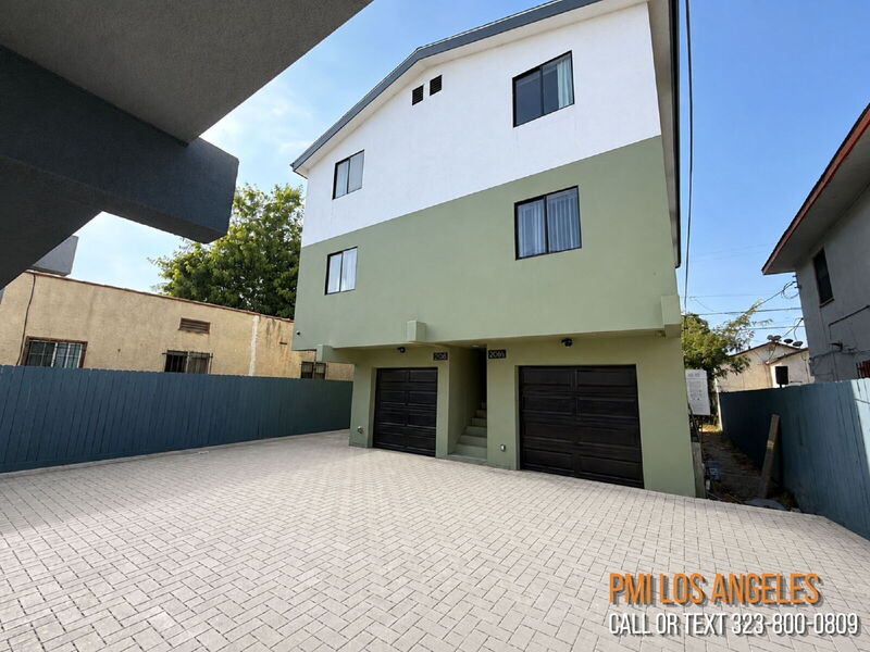 Los Angeles Condo: 208 East 87th Street