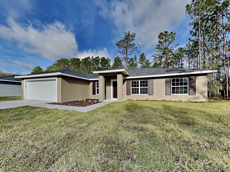 Citrus Springs House: 8696 N Circular Way