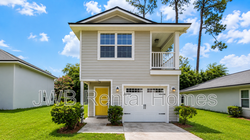 Jacksonville House: 4646 Lenox Ave