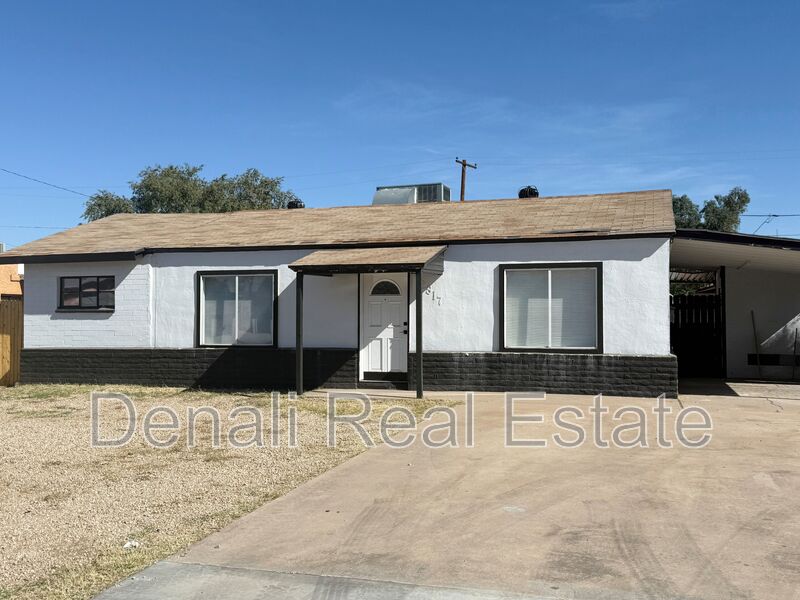 Phoenix House: 2817 N. 30th Place