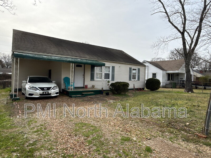 Huntsville House: 4005 Cypress Avenue Southwest