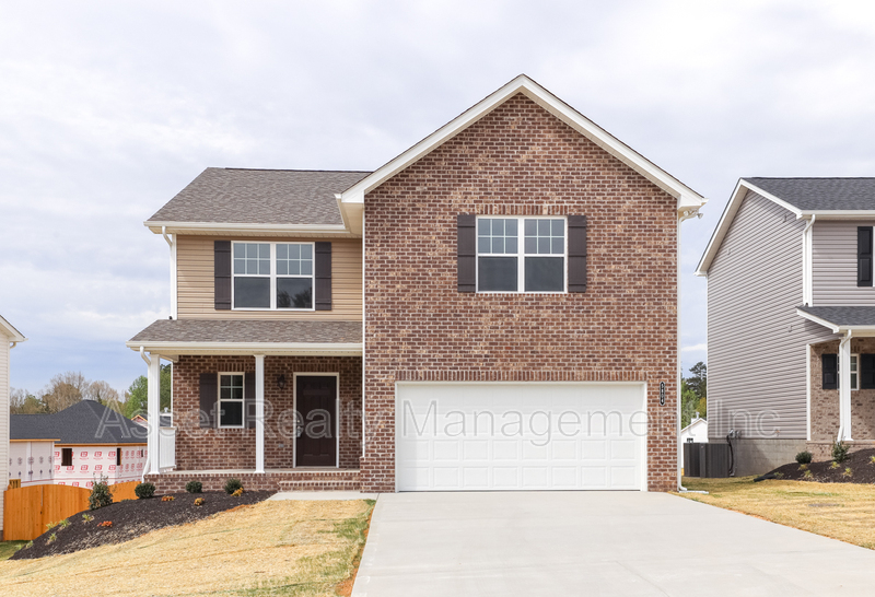 Knoxville House: 5804 Rain Cloud Road