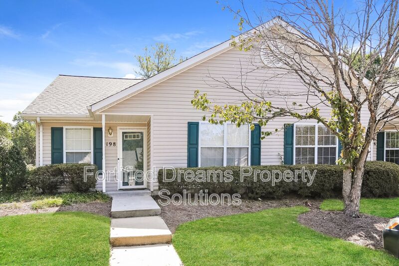 GREENSBORO House: 198 WESLEY HARRIS CIR