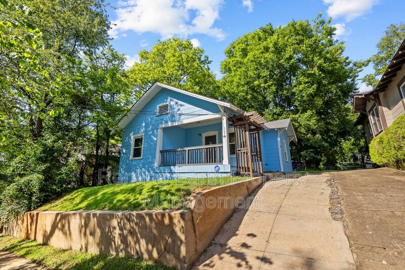 Birmingham House: 609 34th Street South