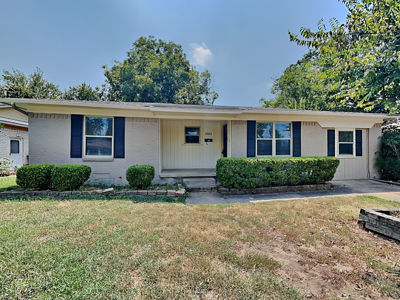 Carrollton House: 1002 Noble Ave