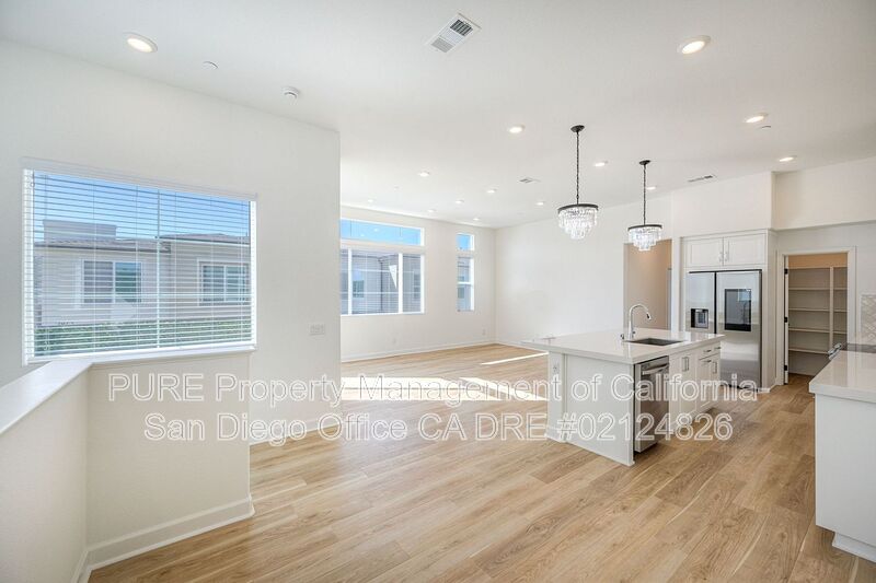 Chula Vista House: 777 Mateo St