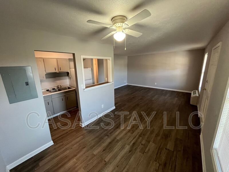 Louisville Condo: 4915 Saddlebrook Lane