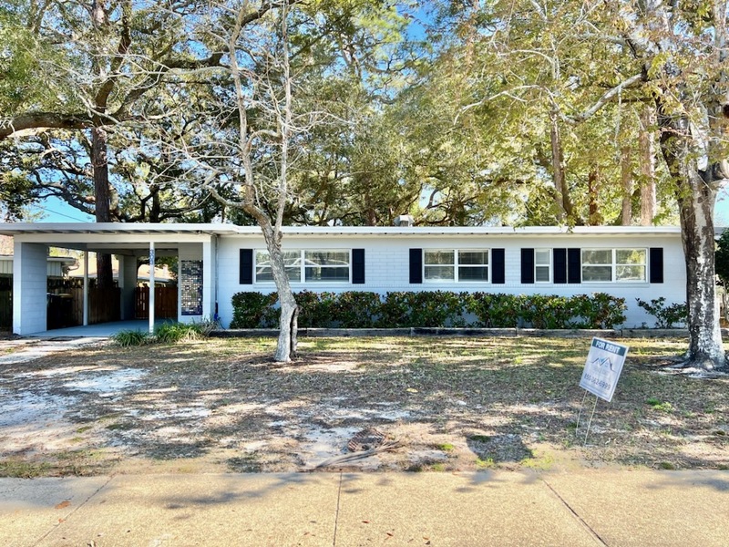 Fort Walton Beach House: 303 Smith Drive Northeast