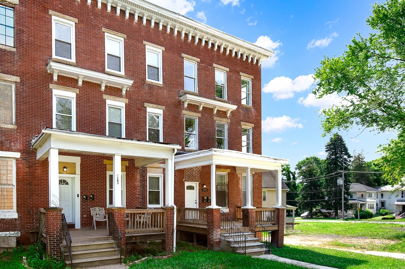 Baltimore Condo: 2103 Chelsea Terrace - 1