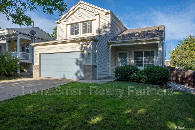 Longmont House: 1917 Wildrose Dr