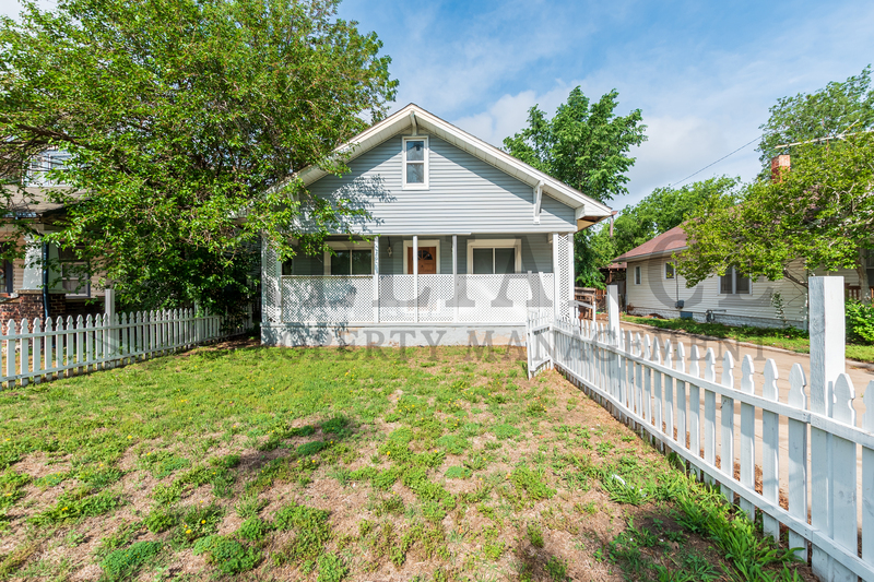 Wichita House: 719 South Glenn