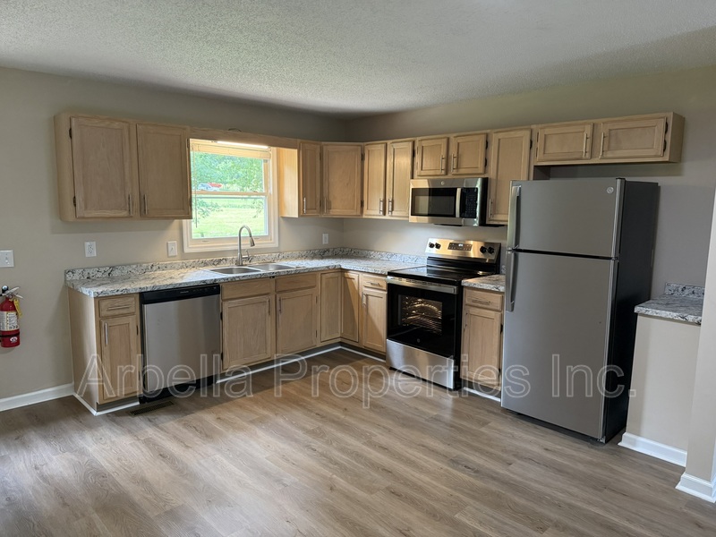 Johnson City Condo: 117 Rowe Ln