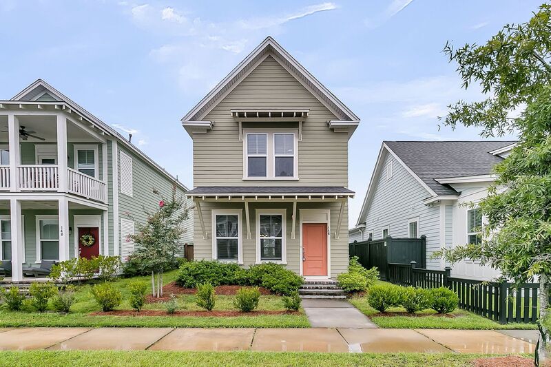 Summerville House: 146 Winding Branch Dr