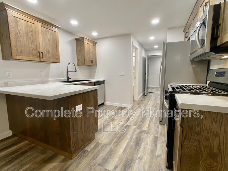 Albert Lea Condo: 423 Adams Avenue - 3