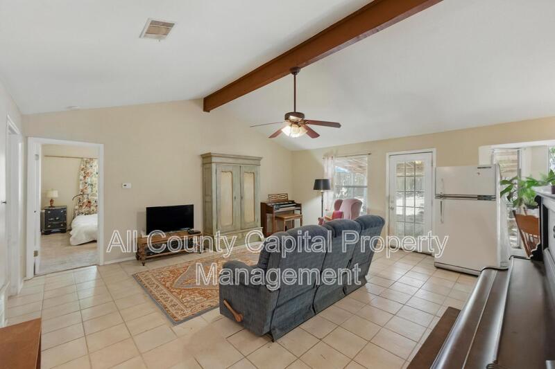 Austin House: 4802 Peach Grove Ct