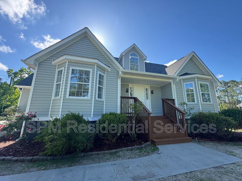 Wilmington House: 106 N. Crestwood Drive