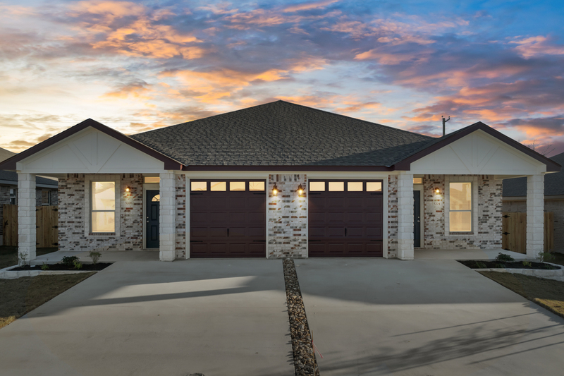 Killeen Townhome: 5204 Rose Garden Loop - 1