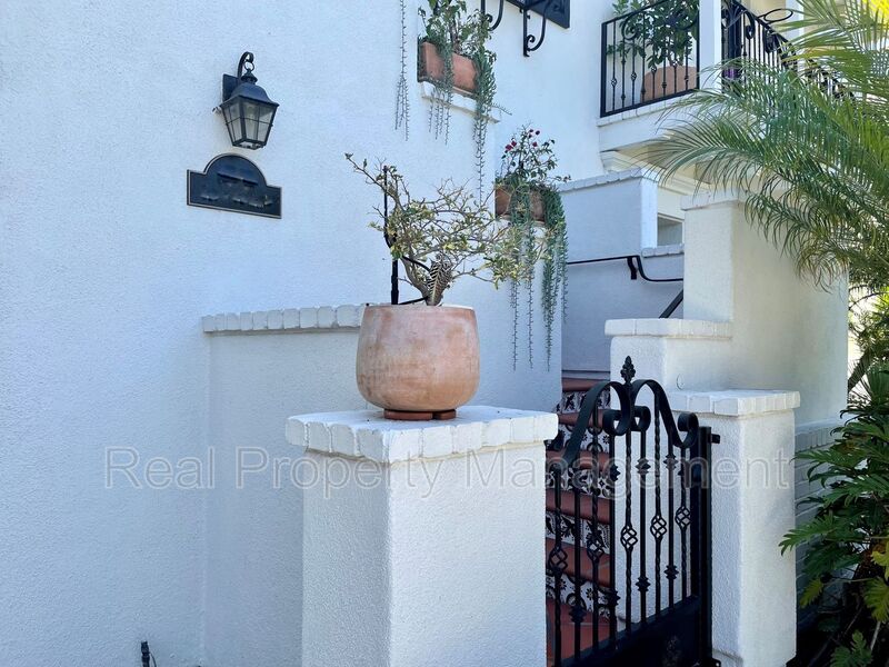 Carlsbad Condo: 6382 Paseo Potrero