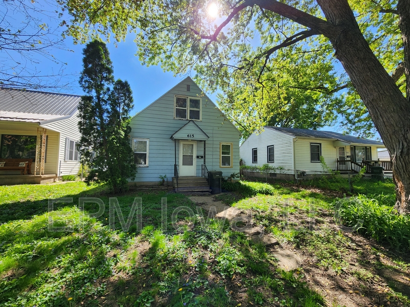 Waterloo House: 615 Kirkwood Avenue