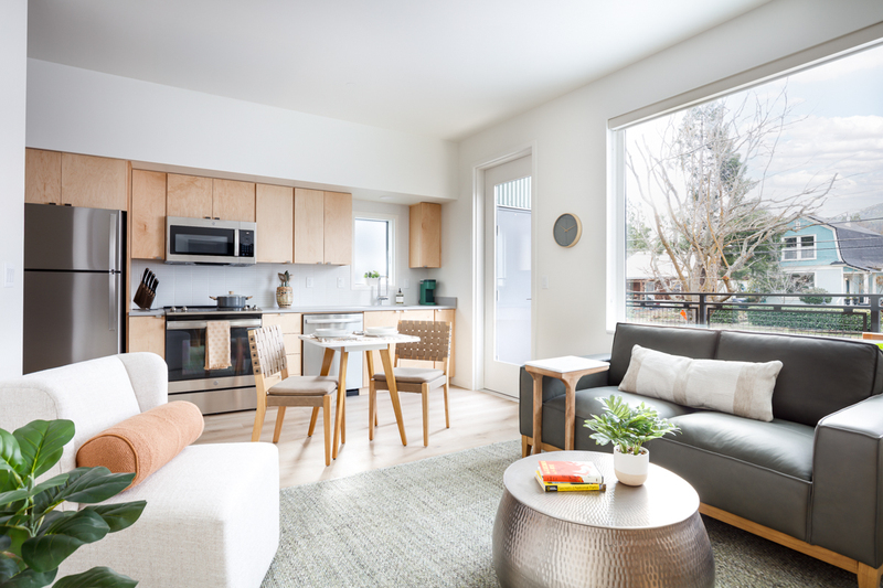 Ashland House: 174 Garfield St