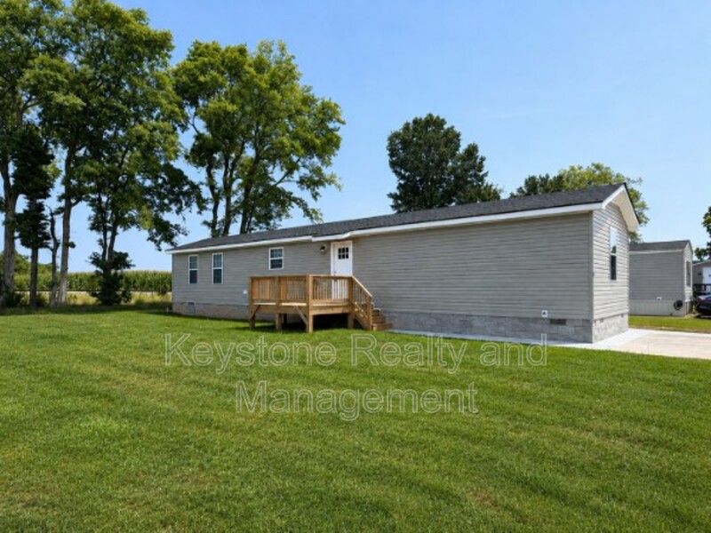 Oak Grove House: 161 Mace Lane Lot 20