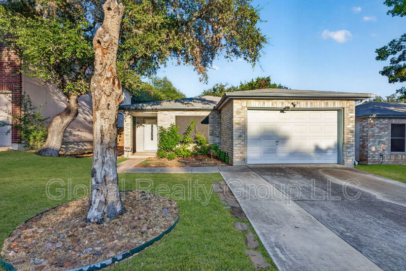 San Antonio House: 12914 Ocean Glade
