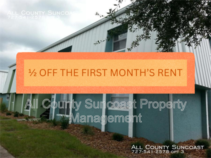 Pinellas Park Condo: 7450 35th St N #203