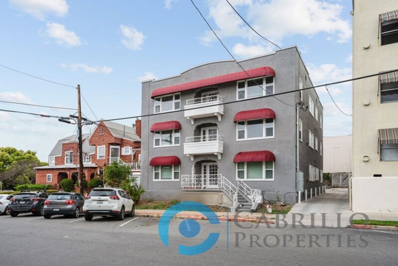 San Diego Condo: 128 Kalmia Street