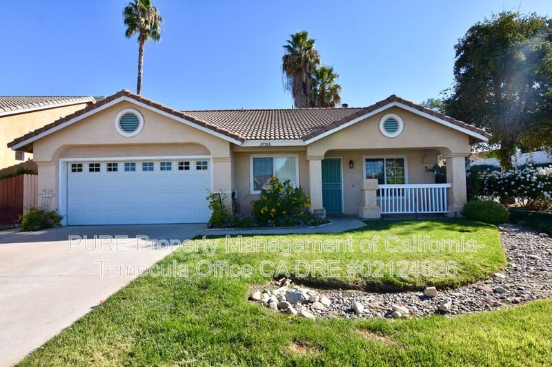 Murrieta House: 39588 Bainbridge Cir
